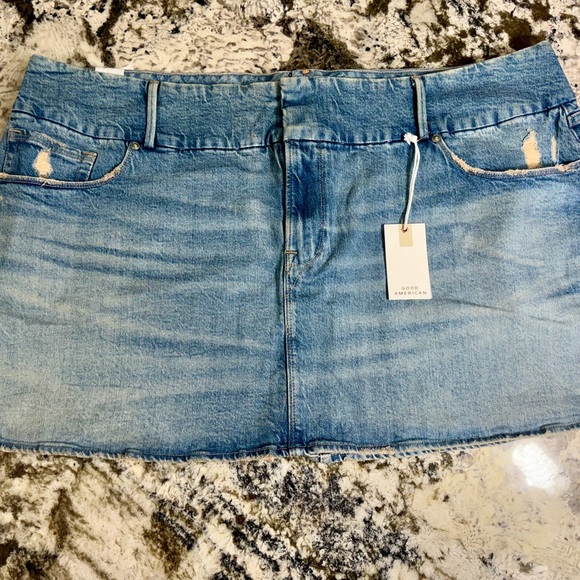 Good American Light Blue Denim Pencil Skirt - Picture 1 of 10